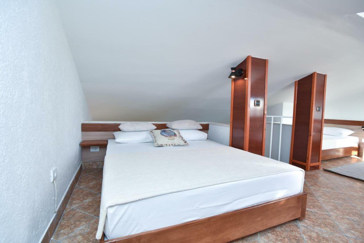 Guest House Jedro Petrovac 외부 사진